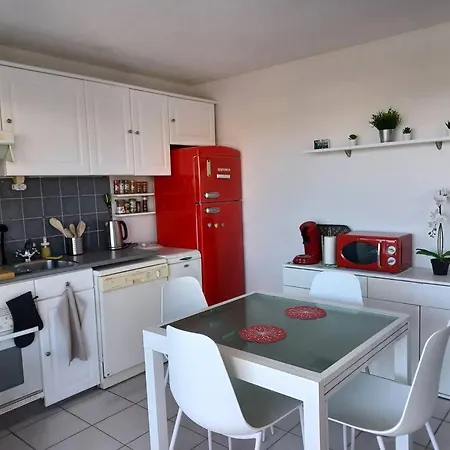 Apartment Plain-pied, Terrasse, Piscine, Pleine Vue Mer, A 6' A Pied, Parking, Wifi