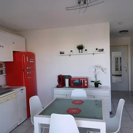 Plain-pied, Terrasse, Piscine, Pleine Vue Mer, A 6' A Pied, Parking, Wifi *